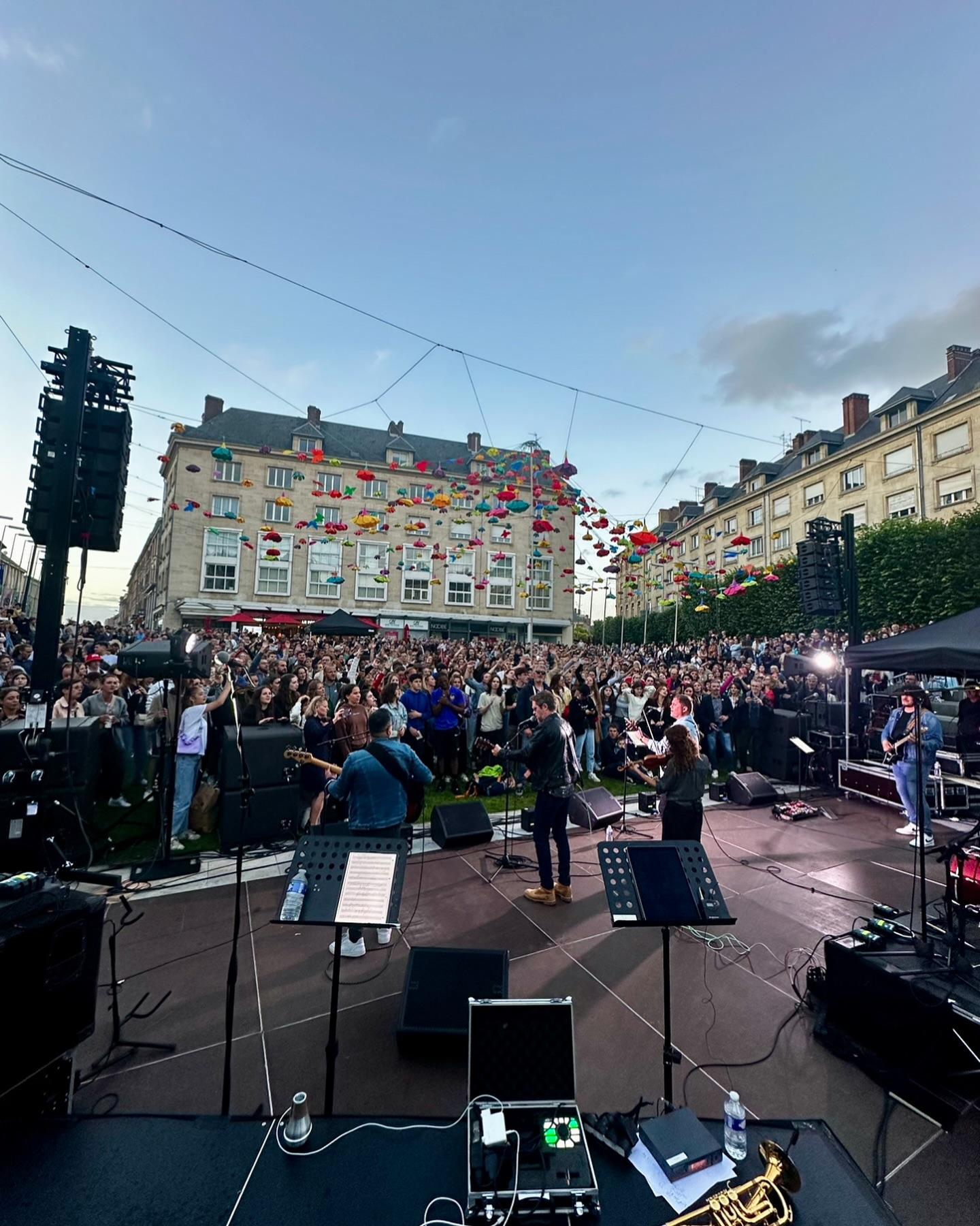 DUST accueille la flamme olympique
